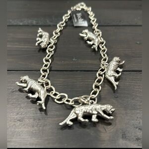 NWT Yoshi Tiger Link Chain necklace. 18”.